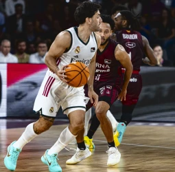 24 triples y 5-0: el Real Madrid arrolla al iLERNA Lleida (86-122)