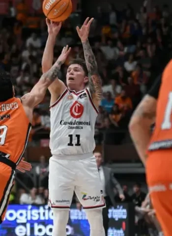 Casademont Zaragoza Seals Victory Over Leyma Coruña Before Halftime, 71-92