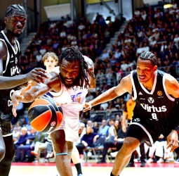 La Virtus de Mumbrú amarga el regreso de Perasovic al Baskonia (86-78)