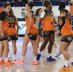 El Joventut recupera la senda de la victoria tras imponerse a Recoletas Zamora (71-61)