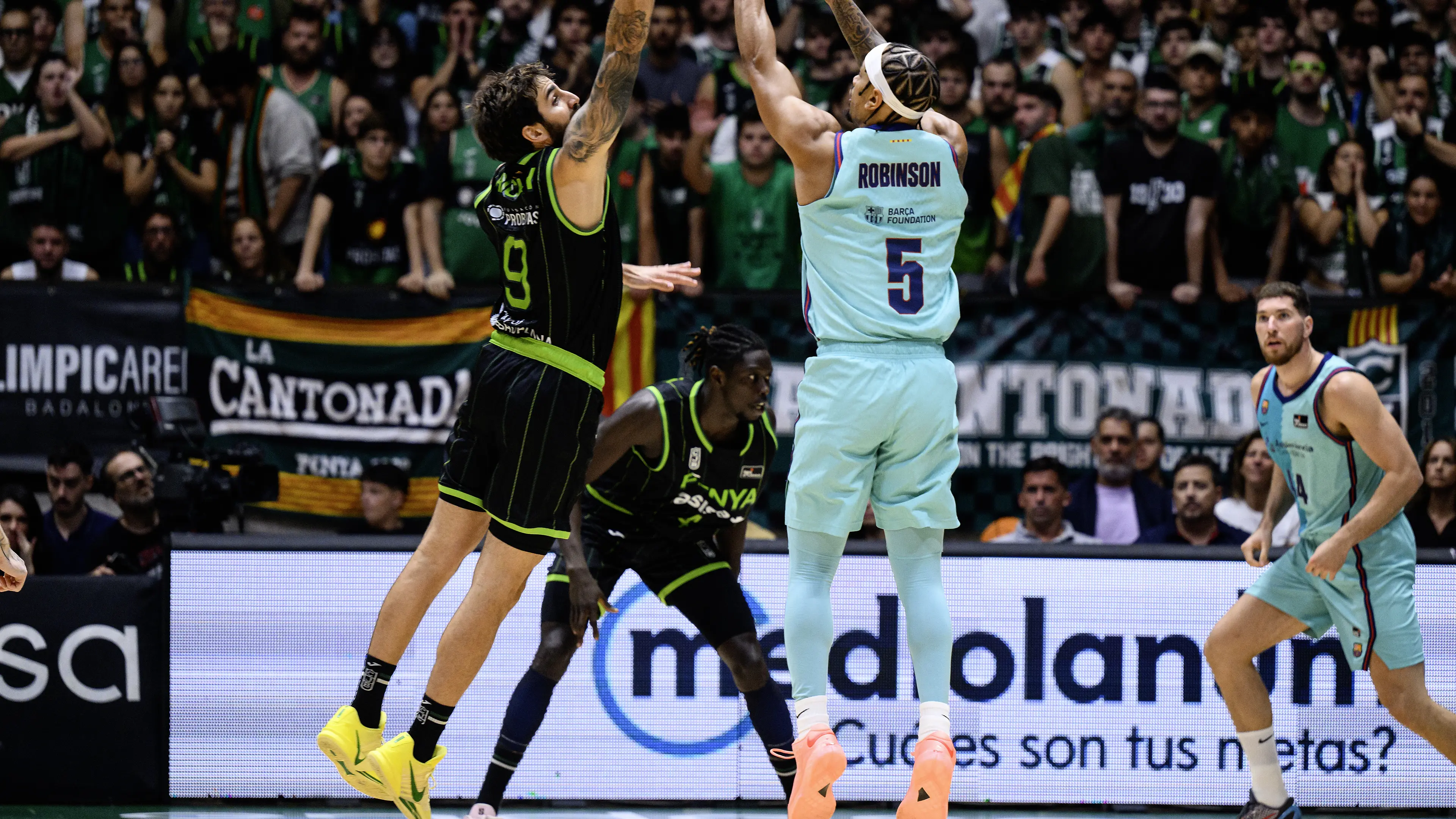 Ricky Rubio y Laprovittola desatan a la Joventut ante el Barça (113-89)