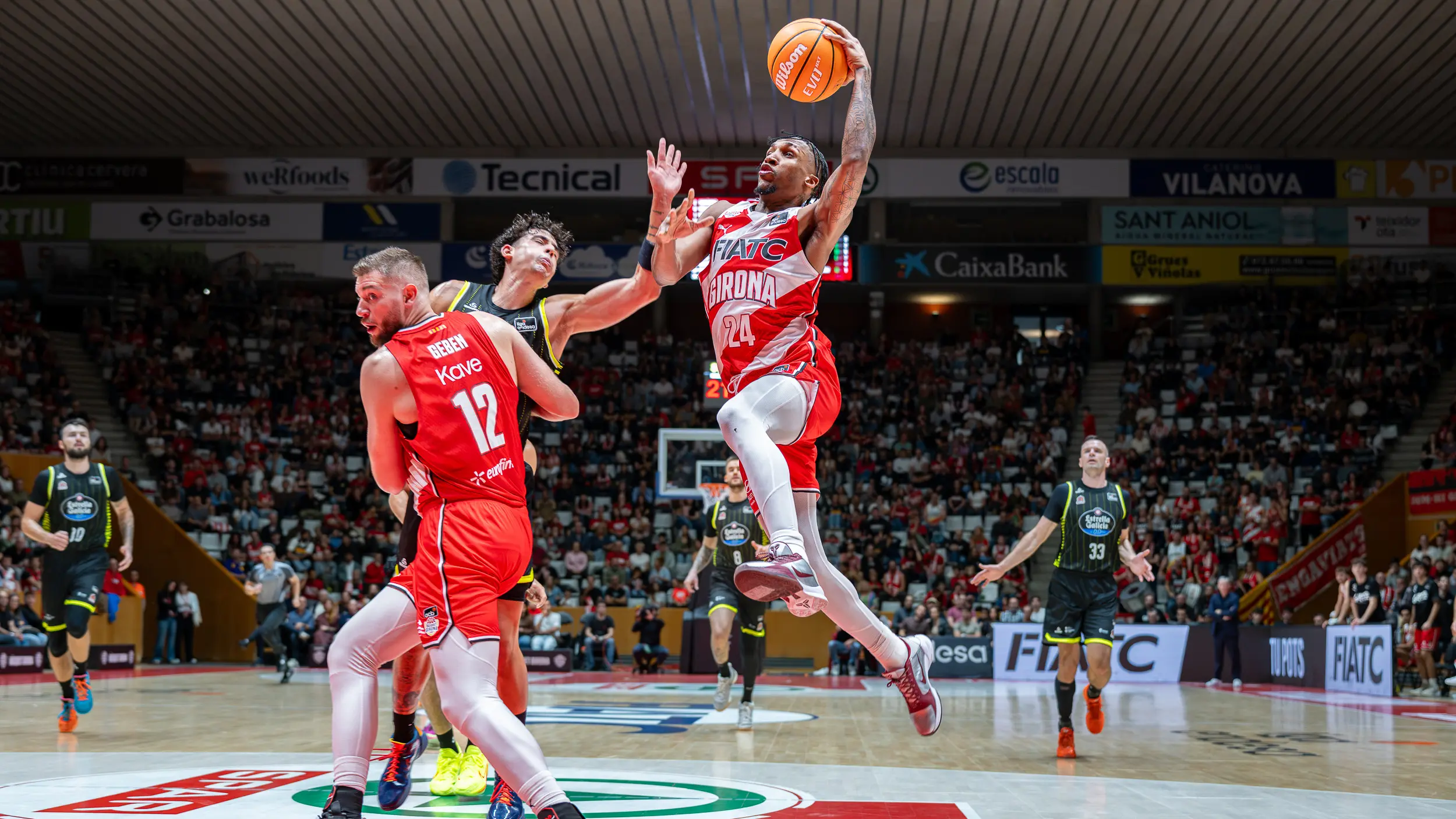 Jassel Pérez's 40 Points and 9 Three-Pointers Lead Girona Past Leyma Coruña (107-90)