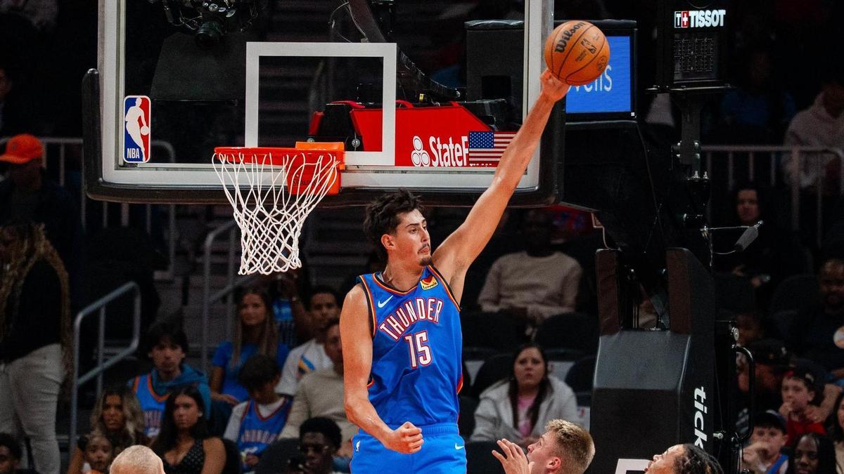 Aday Mara Records First Double-Double with Thunder