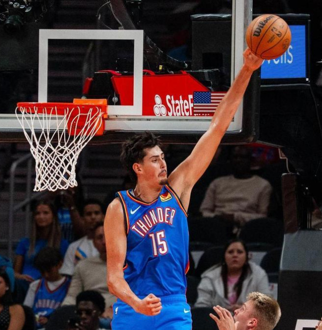 Aday Mara firma su primer doble-doble con los Thunder