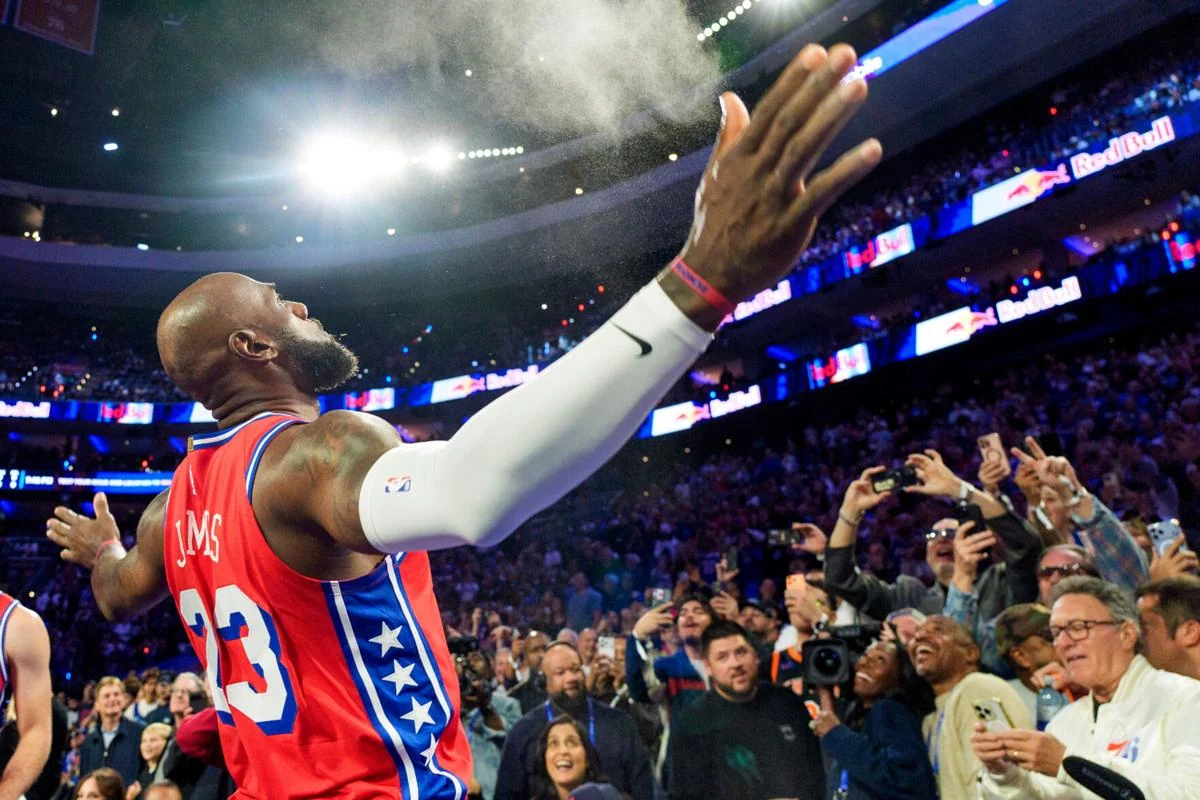 LeBron Decides in Final Minute Against Knicks (93-98) in NBA Cup