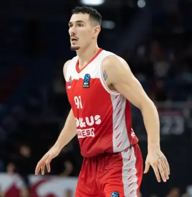 Notae y el último cuarto dan al Manresa la victoria en Bulgaria (65-76)