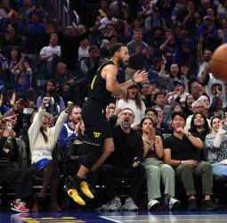 Noche NBA Cup: remontada de los Warriors, triple-doble de Giannis y 41 de Barnes