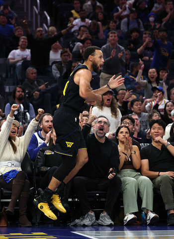 Noche NBA Cup: remontada de los Warriors, triple-doble de Giannis y 41 de Barnes