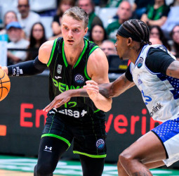 El Asisa Joventut arranca la BCL con victoria (86-75)