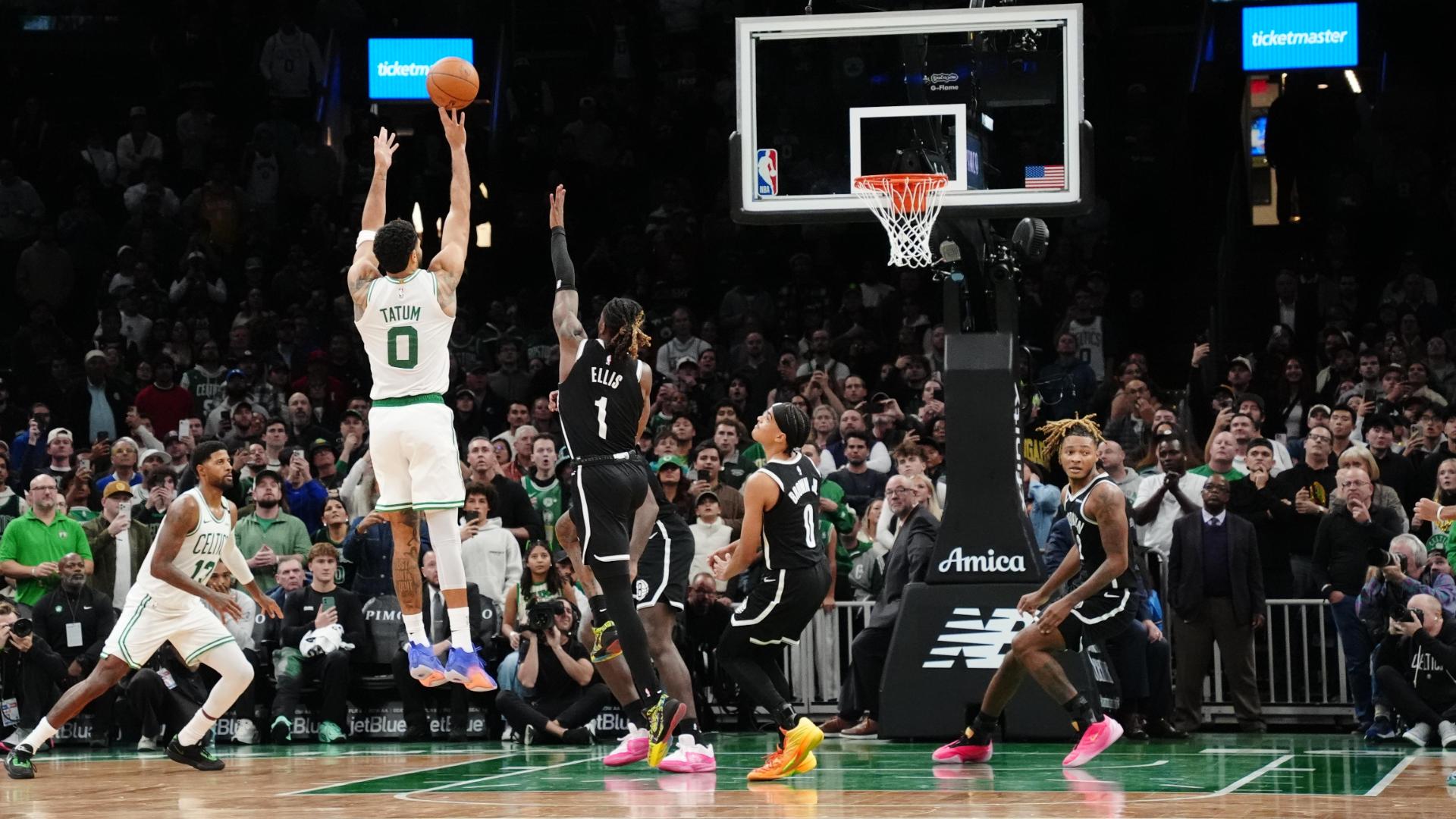 NBA Roundup: Tatum's 40 Points, Knicks' First Win, Lakers' First Loss