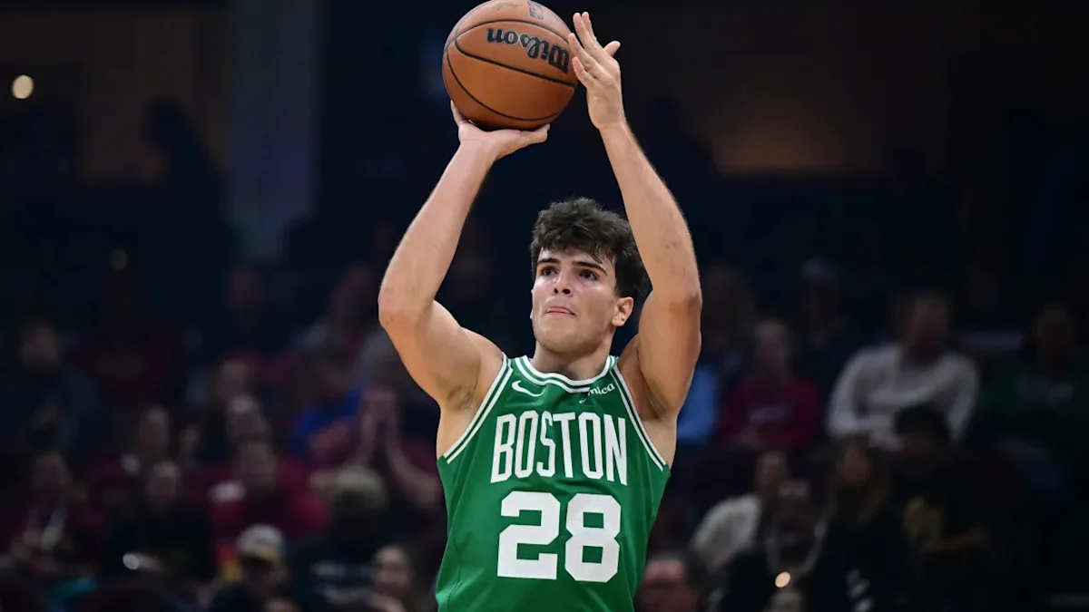 Hugo González brilla y los suplentes de Boston tumban a los Sixers (125-120)