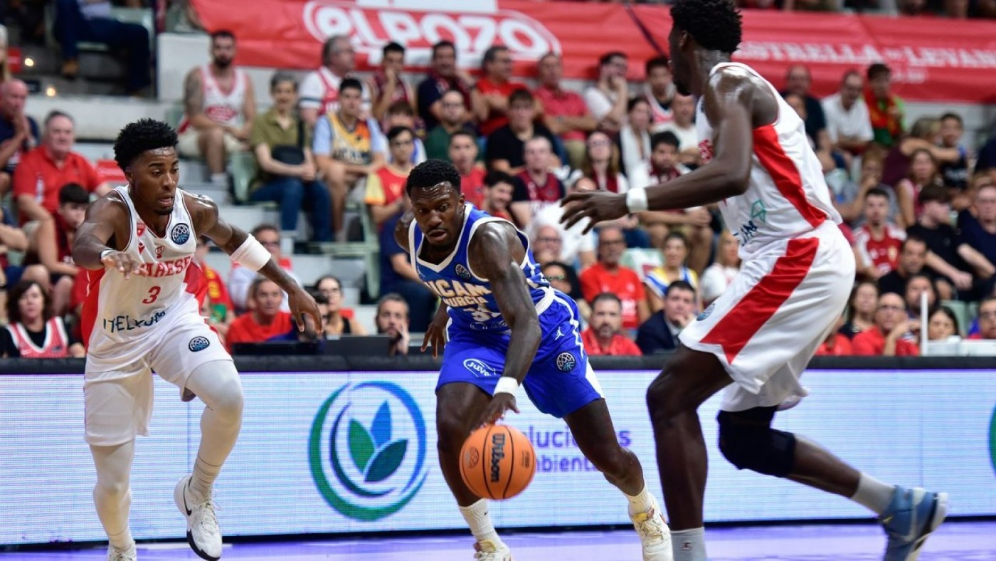 El UCAM Murcia arrolla al Varese en su estreno europeo (85-58)