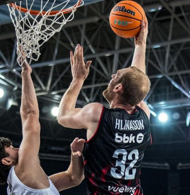 Surne Bilbao 97-86 Slavia Praga: Krampelj sostiene una victoria sin brillo