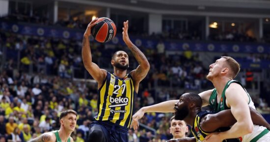 Mike James apunta al Olympiacos, y esto coloca a Tyler Dorsey en el ...